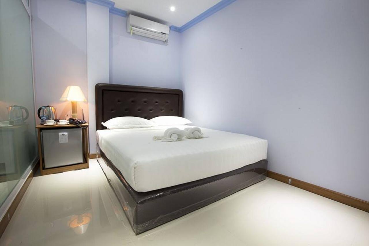 Woodland Hotel Yangon Exterior foto