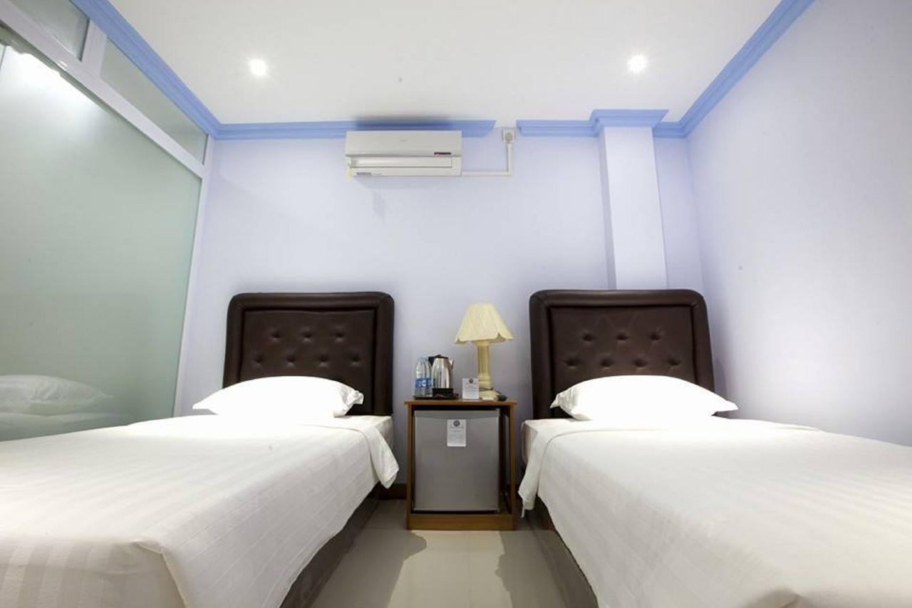 Woodland Hotel Yangon Exterior foto