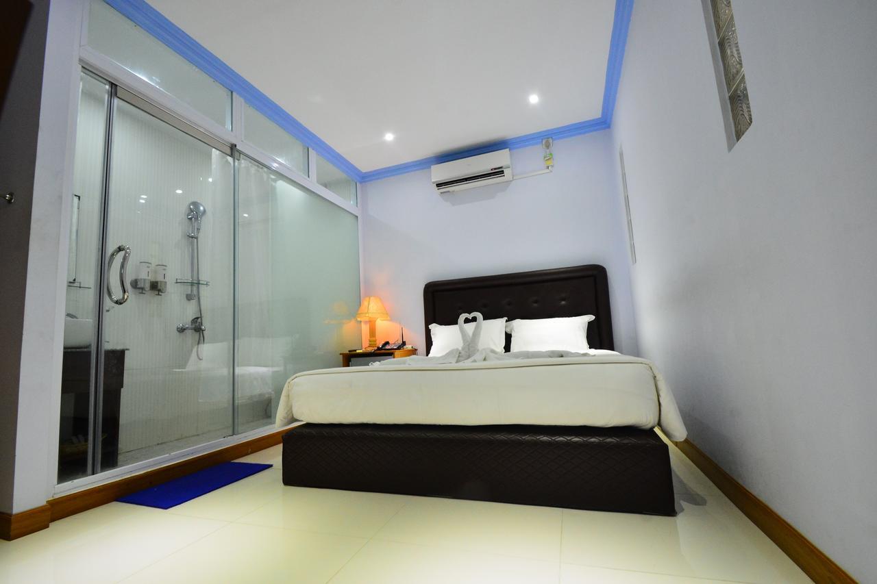 Woodland Hotel Yangon Exterior foto